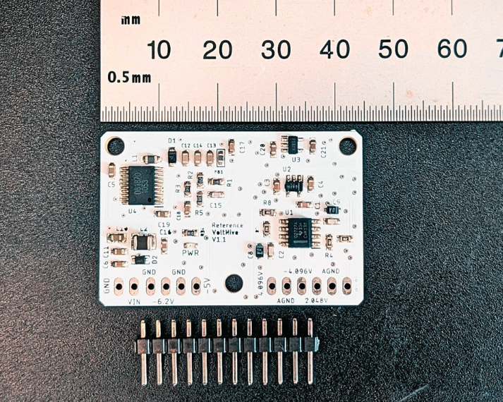 Reference VoltHive - +/- 4.096V and +/- 2.048V